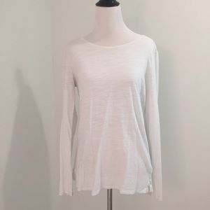 GAP White long sleeved shirt